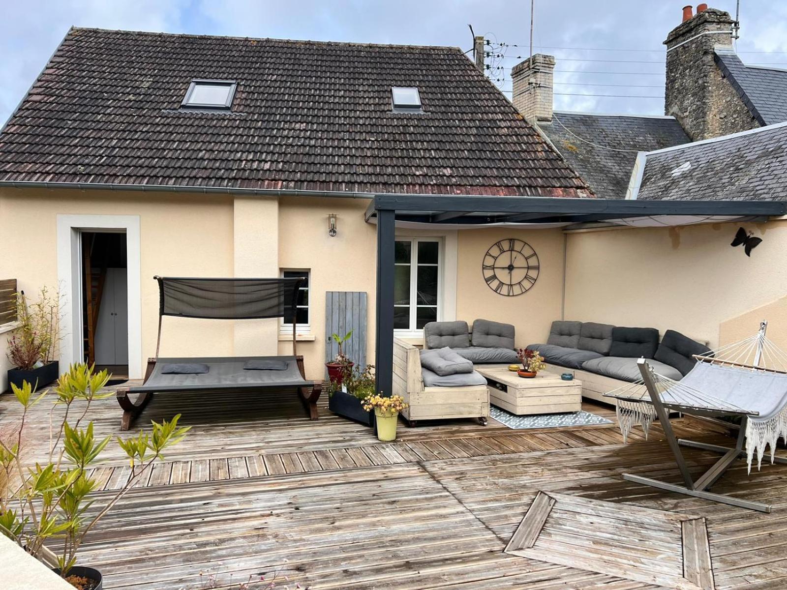 Les Palmiers Bed & Breakfast Bayeux Exterior photo