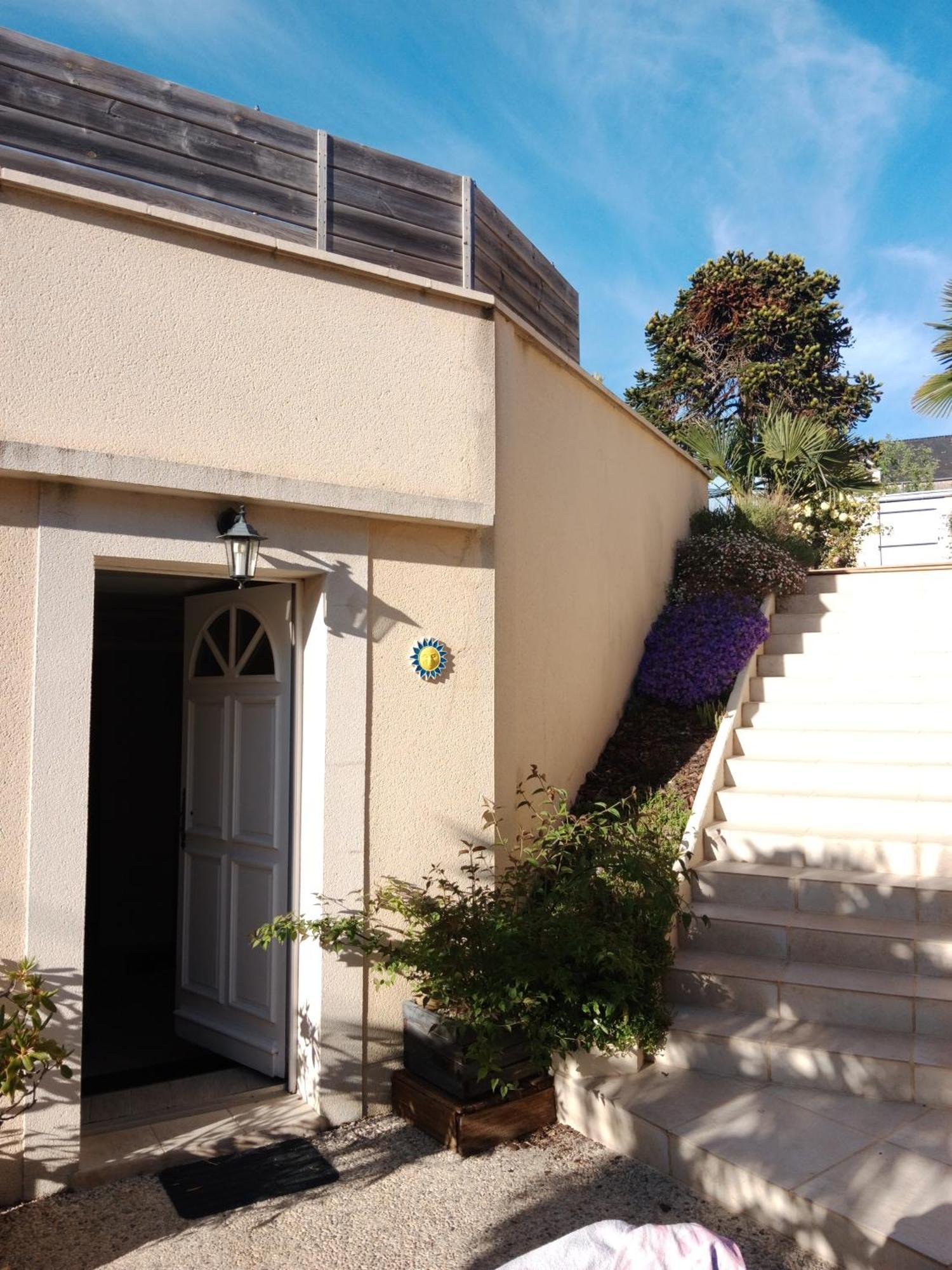 Les Palmiers Bed & Breakfast Bayeux Exterior photo